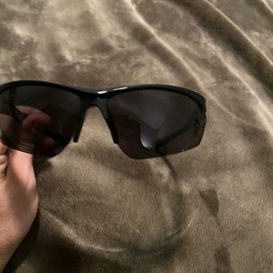 New, mens Puma polarized sunglasses